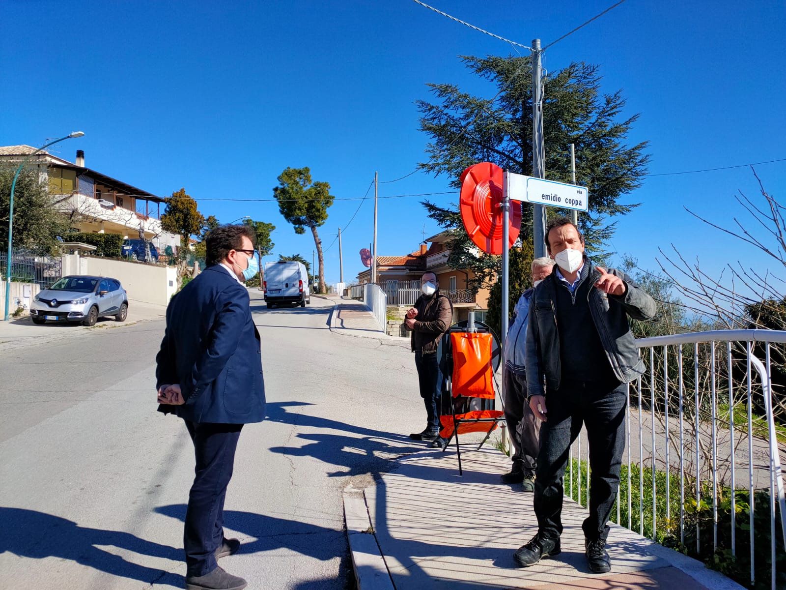 BLASIOLI – CHIACCHIA – CIAVATTELLA: “SI TROVI UNA SOLUZIONE PER RIAPRIRE PARZIALMENTE AL TRANSITO LA STRADA PROVINCIALE SP1 – CITTÀ SANT’ANGELO, CHIUSA DA PIÙ DI UN MESE”